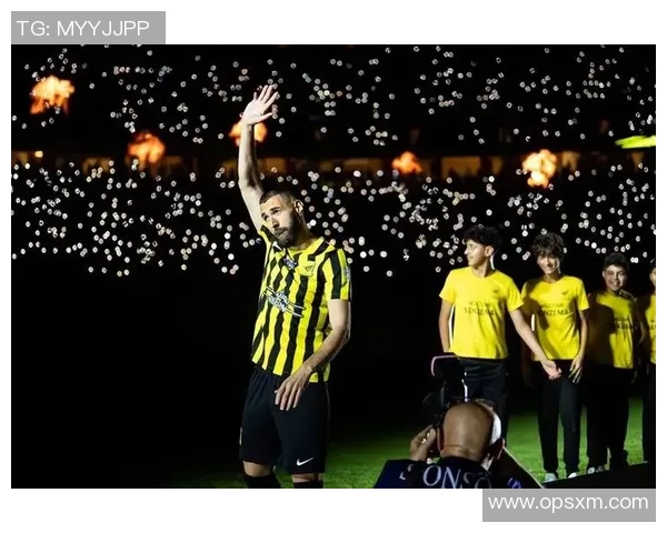 希拉尔与沙特纳萨的巅峰对决揭示足球战术与团队合作的魅力