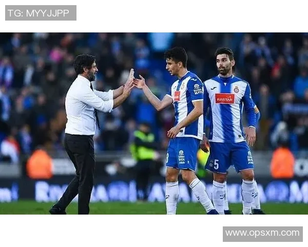 西班牙人迎战柔亚争夺欧联杯资格赛关键胜利