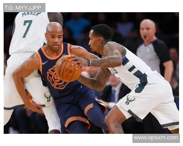 雄鹿与尼克斯精彩对决回放分析及比赛亮点总结